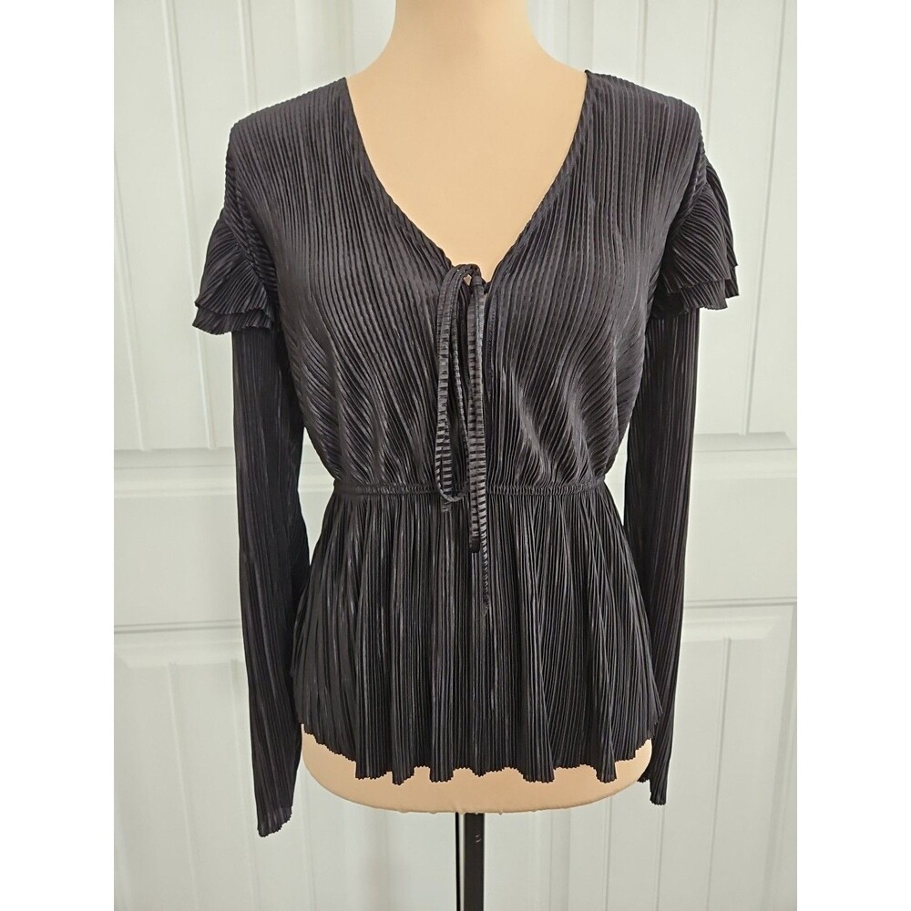 Zara black plisse ruffle top Sz M Keyhole Neck Long Sleeve Elastic Waist